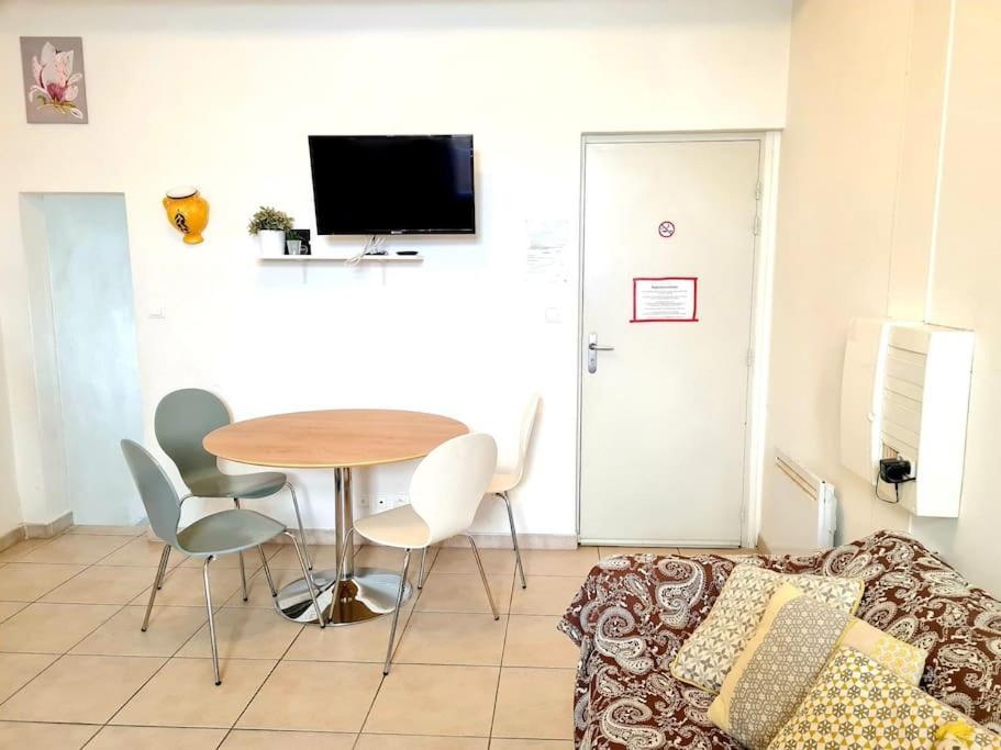 Appartement 4 Voyageurs Avec Terrasse - Wifi Carcassonne Exteriér fotografie